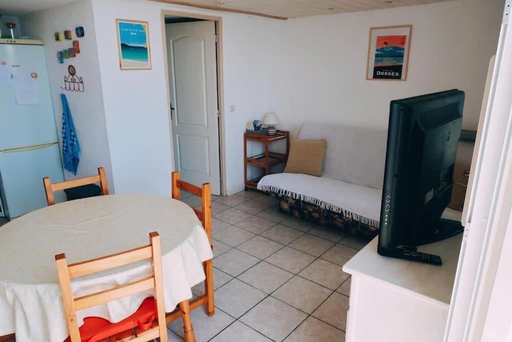 Appartement Coup De Coeur Les Pieds Dans L'Eau Ле-Баркарес Екстер'єр фото