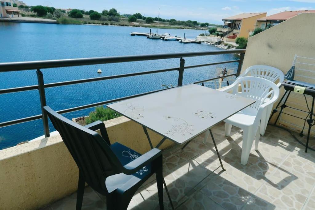 Appartement Coup De Coeur Les Pieds Dans L'Eau Ле-Баркарес Екстер'єр фото
