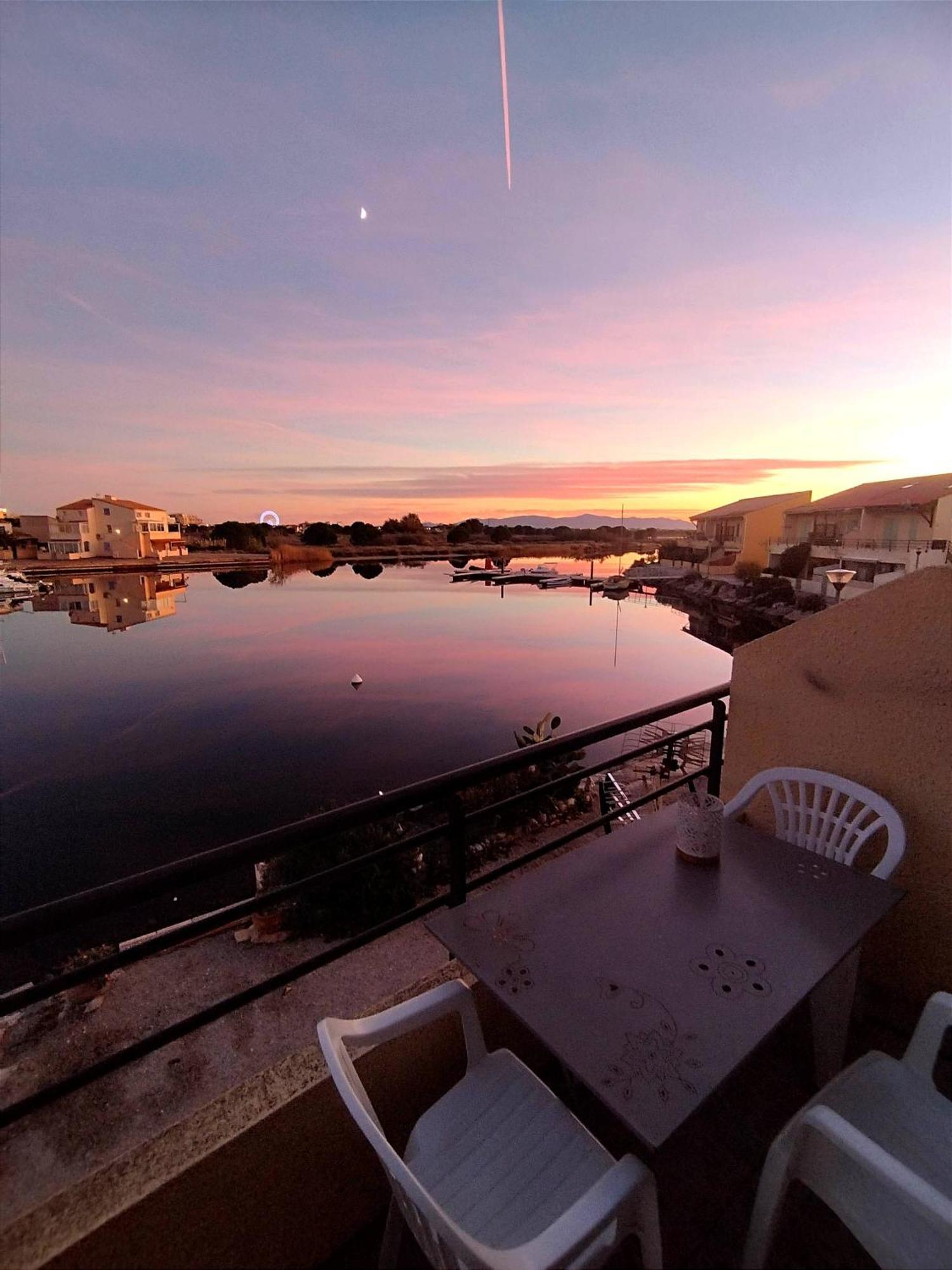 Appartement Coup De Coeur Les Pieds Dans L'Eau Ле-Баркарес Екстер'єр фото