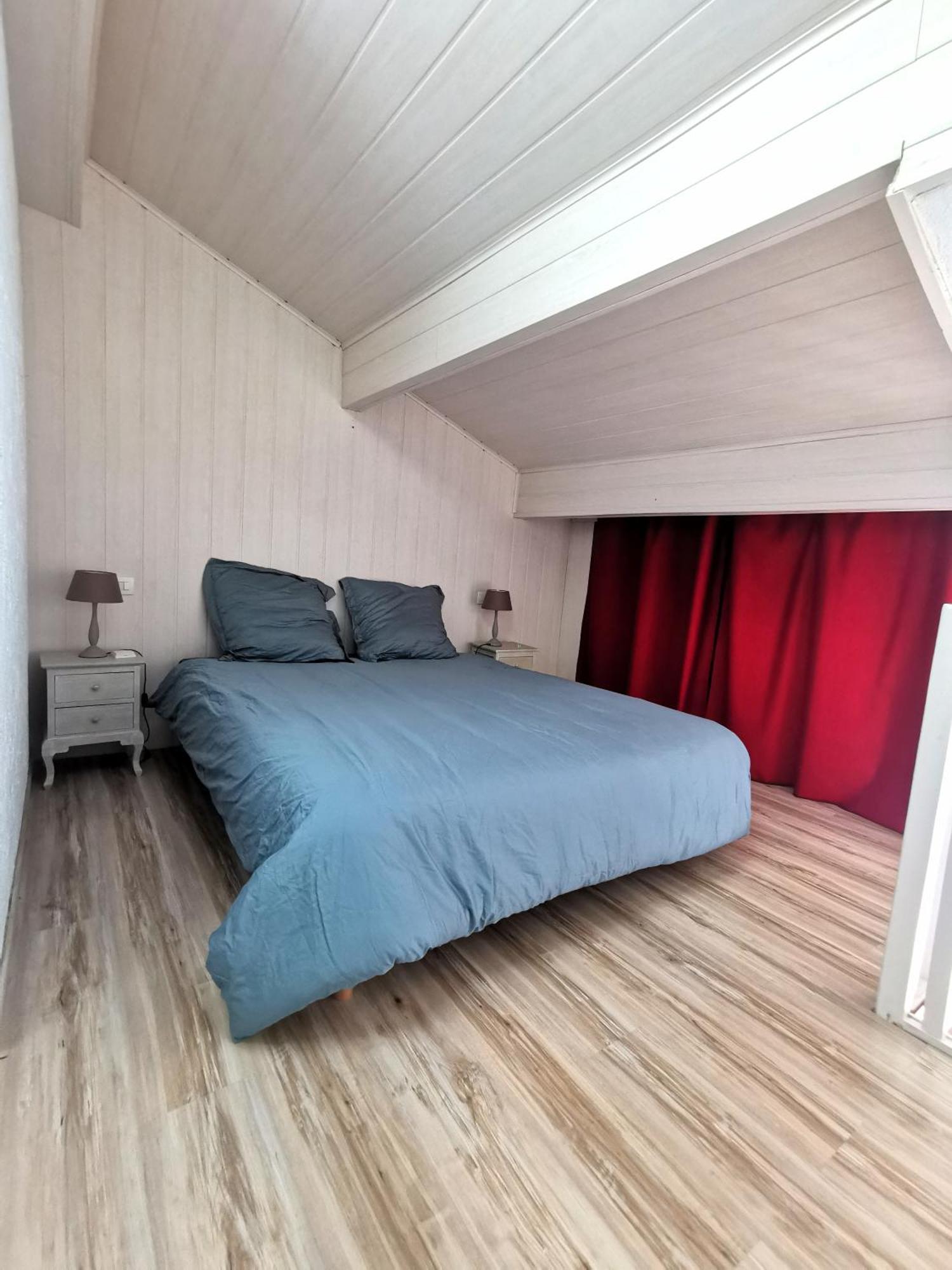 Appartement Coup De Coeur Les Pieds Dans L'Eau Ле-Баркарес Екстер'єр фото