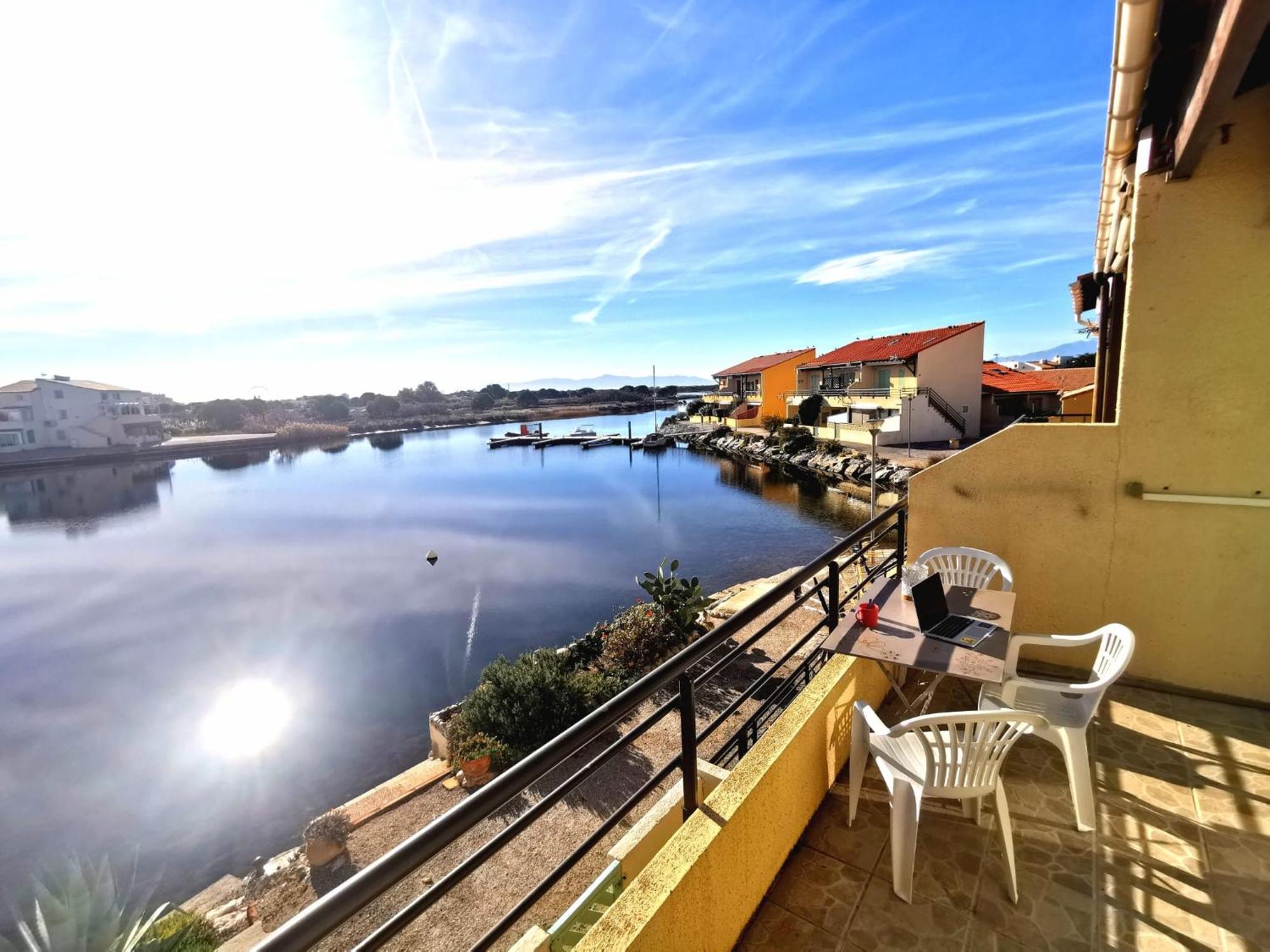 Appartement Coup De Coeur Les Pieds Dans L'Eau Ле-Баркарес Екстер'єр фото